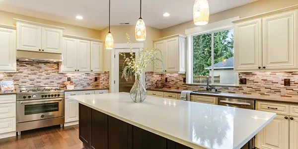 Perla (PE) Cabinets