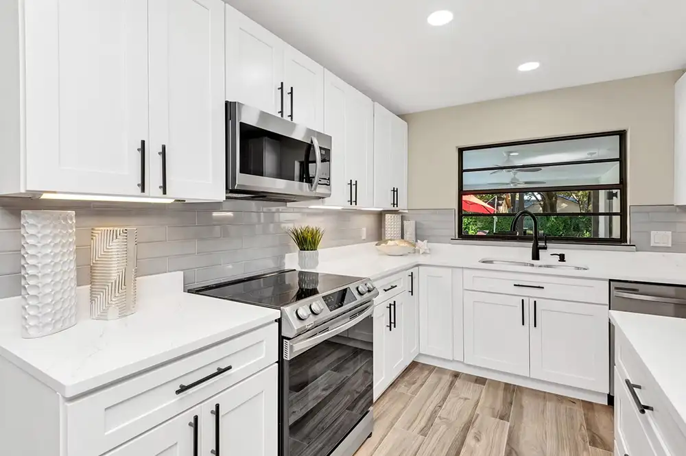 White Shaker Example Kitchen