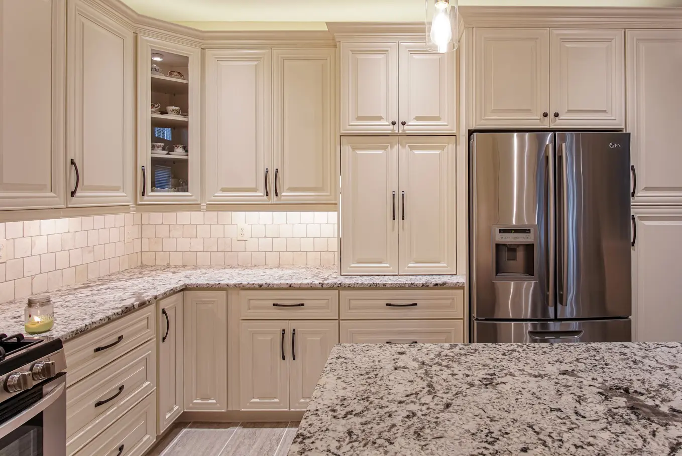 Princeton Off-White Example Kitchen
