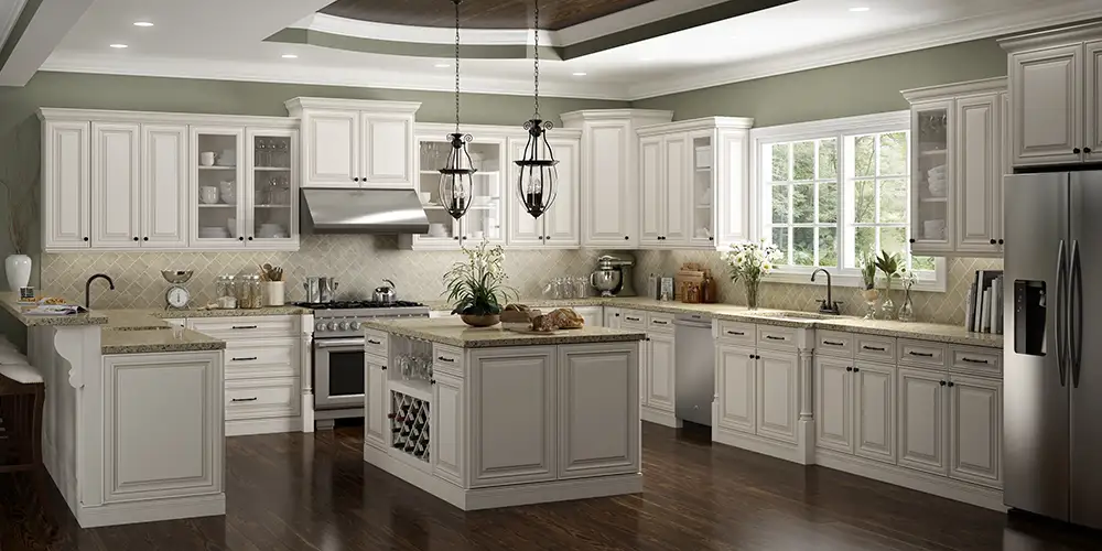 Casselberry Antique White Example Kitchen