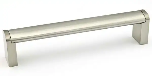 Metal Pull on Two Posts (Ratel: Brushed Nickel)